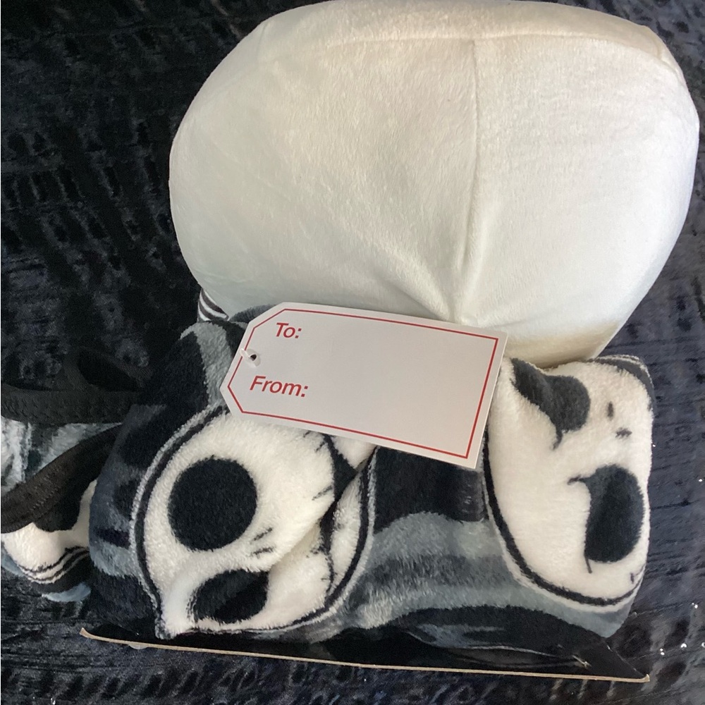 Disney Jack Skellington Plush Pillow & Blanket - Picture 11 of 11